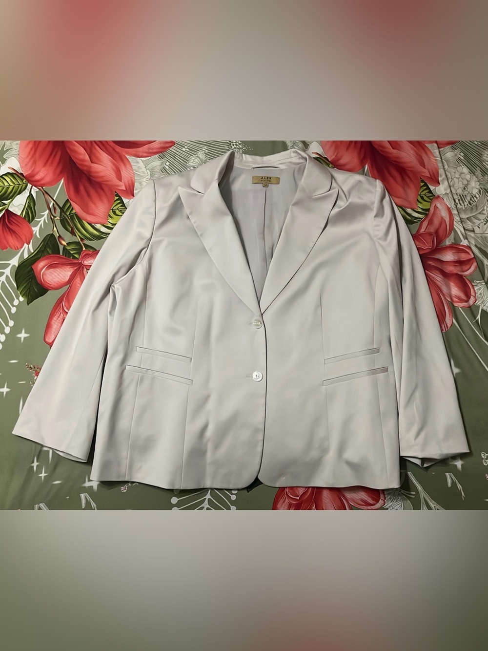 Alex Marie Womens Size 24W Silver Grey Two Button Blazer Suit Jacket Workwear